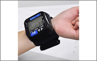 手首式血圧計 BM-100